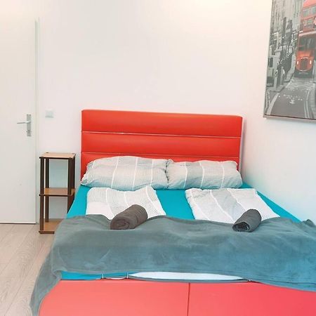 Comfort Triple Room Hn Βιέννη Εξωτερικό φωτογραφία