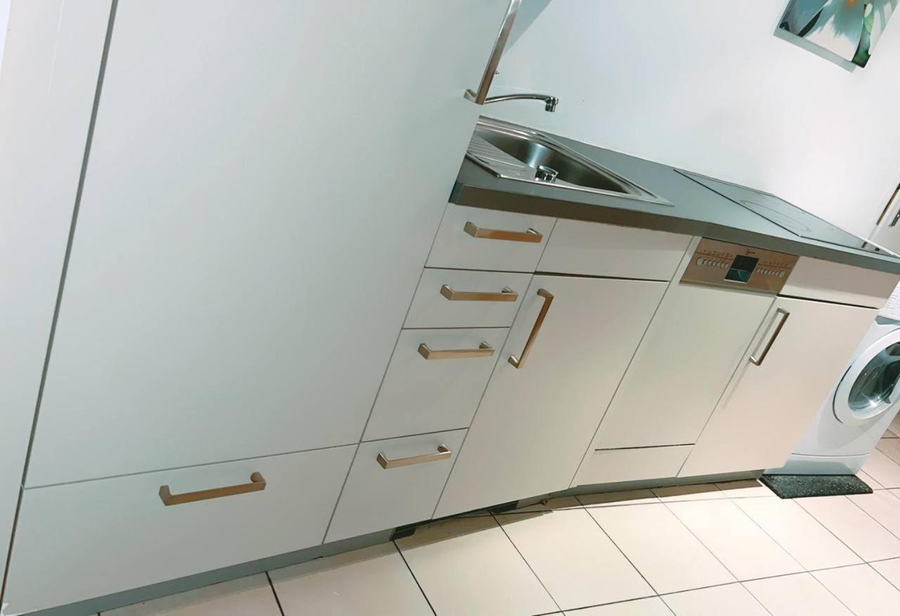 Comfort Triple Room Hn Βιέννη Εξωτερικό φωτογραφία